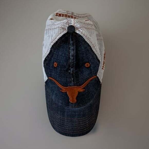 Wrangler Texas Longhorns DENIM Trucker Adjustable Hat Collegiate - Picture 1 of 4